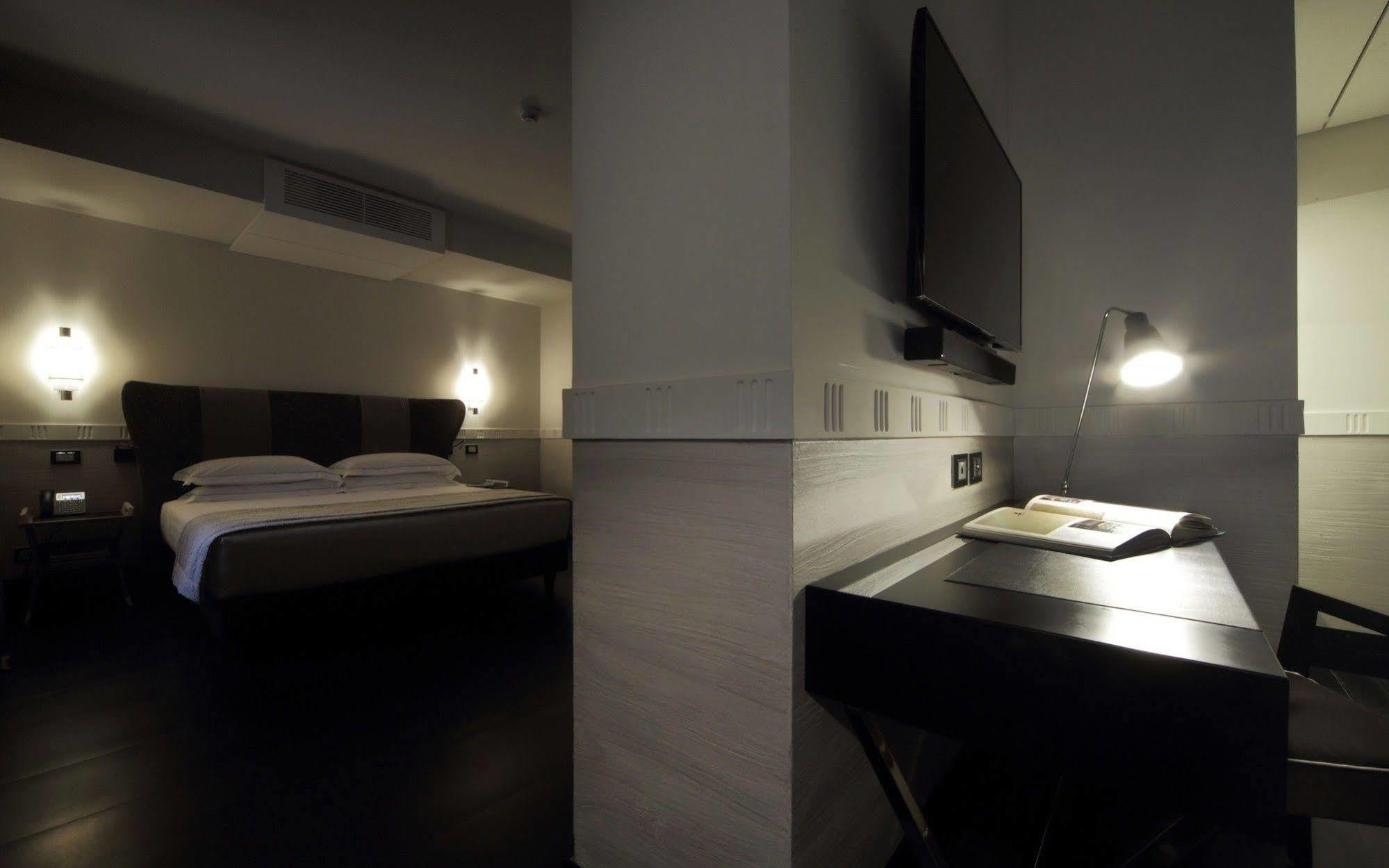 Aparthotel Unica